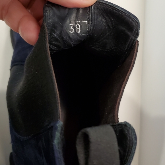 Triver Flight Navy Suede Lug Sole Ladies Chelsea Boot US Sz 8.5, EU 38 - Picture 7 of 10